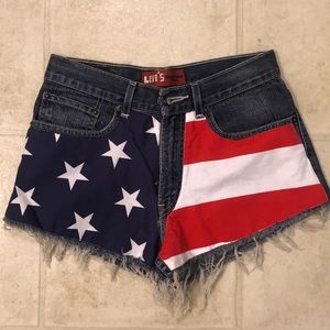 American flag shorts.